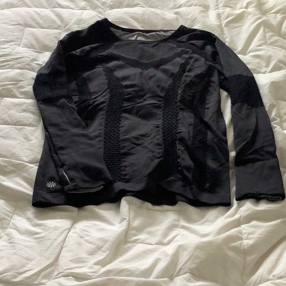 Double layered athleta long sleeve workout top, XS, with mesh like fabric
